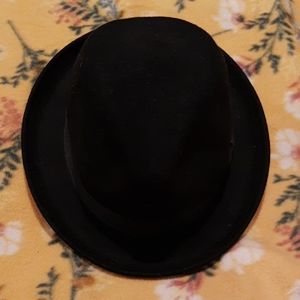 Black hat short Brim Wool Felt